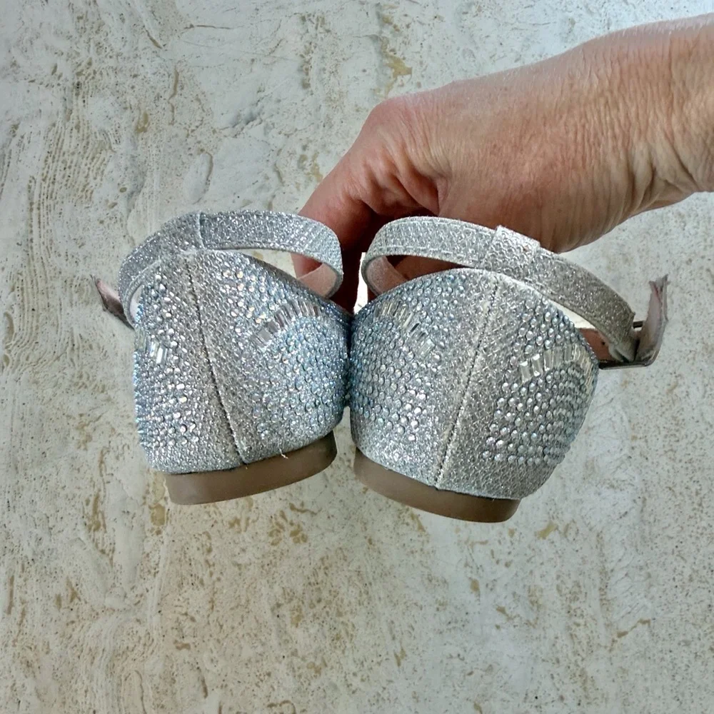 Olive & Edie adorable shoes